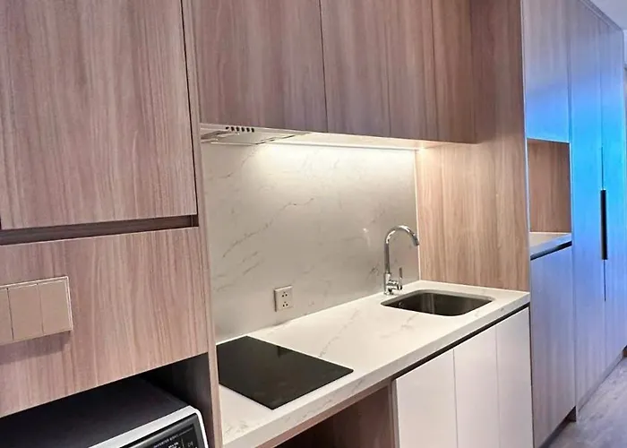 Aparthotel Khach San Ho 5 Sao Alacarte