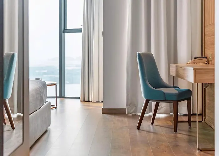 Aparthotel Khach San Ho 5 Sao Alacarte Ha Long